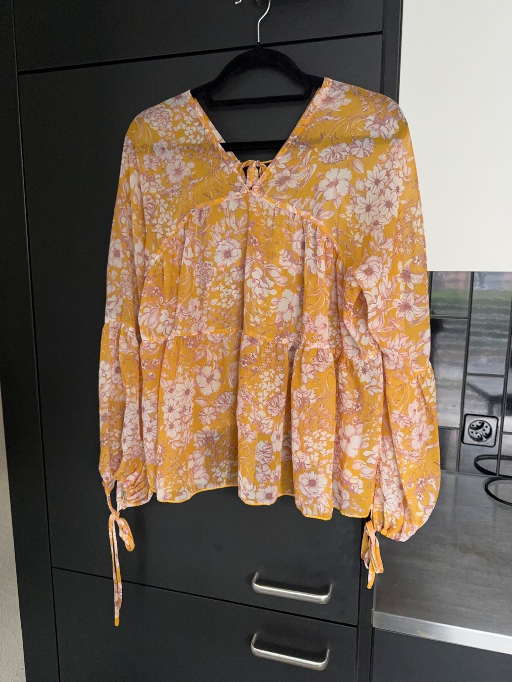 Camicette: gelbe blumen Sommerbluse | Yellow floral Summer Top – Nuovo (secondo la descrizione) da Zürich venduto da hal_2yzx 2
