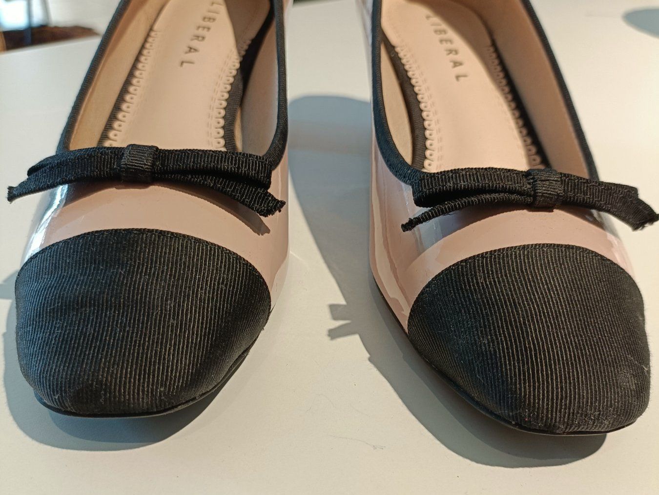 Damenschuhe: Pumps, Lackleder Rosa/Schwarz Gr.37 – Gebraucht aus Zollikofen von Proseco 1