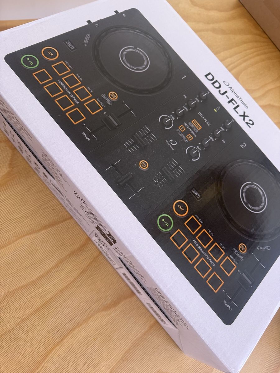 Pioneer Console di mixaggio: Pioneer DDJ-FLX2 DJ Controller mit UDG Case – Usato da Tumegl/Tomils venduto da filipolipi 3