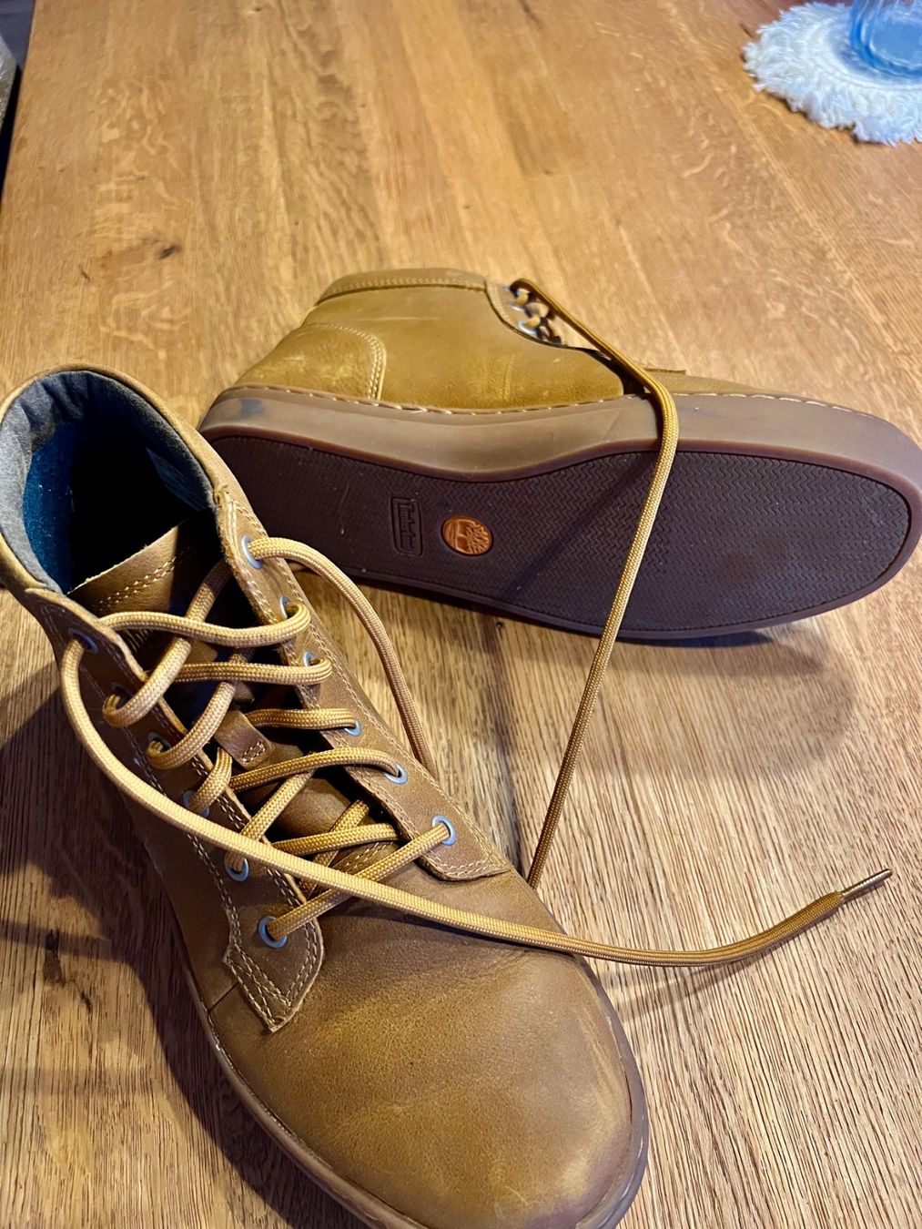 Scarpe da uomo: Chaussures Timberland 39 1/2 – Usato da Chabrey venduto da vid0ndessence 2