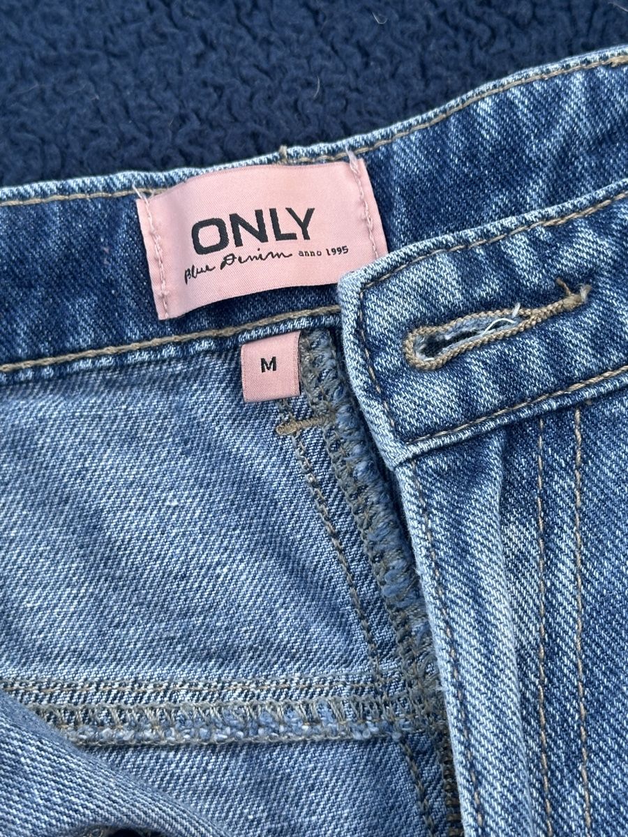 Only Pantaloni: ONLY blue denim shorts Size M  – Nuovo (secondo la descrizione) da Wohlen AG venduto da jes_9c79 1