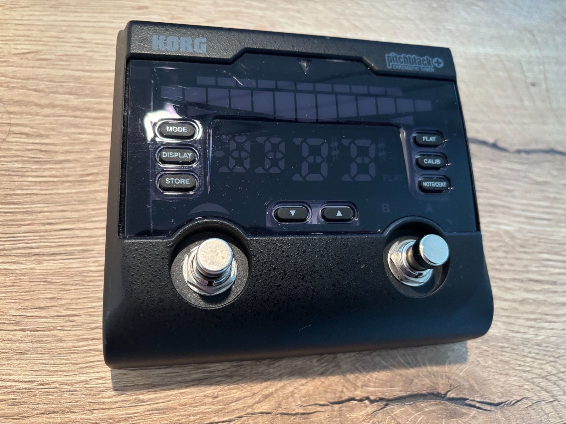Korg Strumenti musicali: KORG Pitchblack+ Advanced Pedal Tuner ab CHF 1.- – Usato da Uster venduto da Zalupi