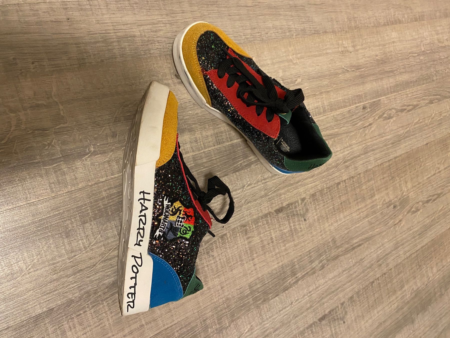 Scarpe da uomo: Harry Potter Sneaker, Gr. 35, Special Edition! – Usato da Zürich venduto da oosterparker 1