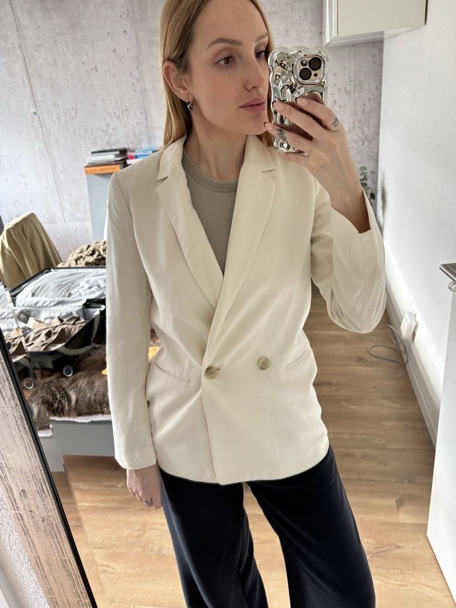 H&M Completi & Tailleur: Blazer blanc crème H&M – Usato da Zürich venduto da mps_9cp7 3