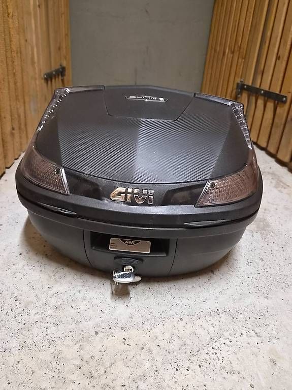Givi Topcase: Top case Givi Blade 37 – Neu (gemäss Beschreibung) aus Grand-Lancy von chr_n6jw