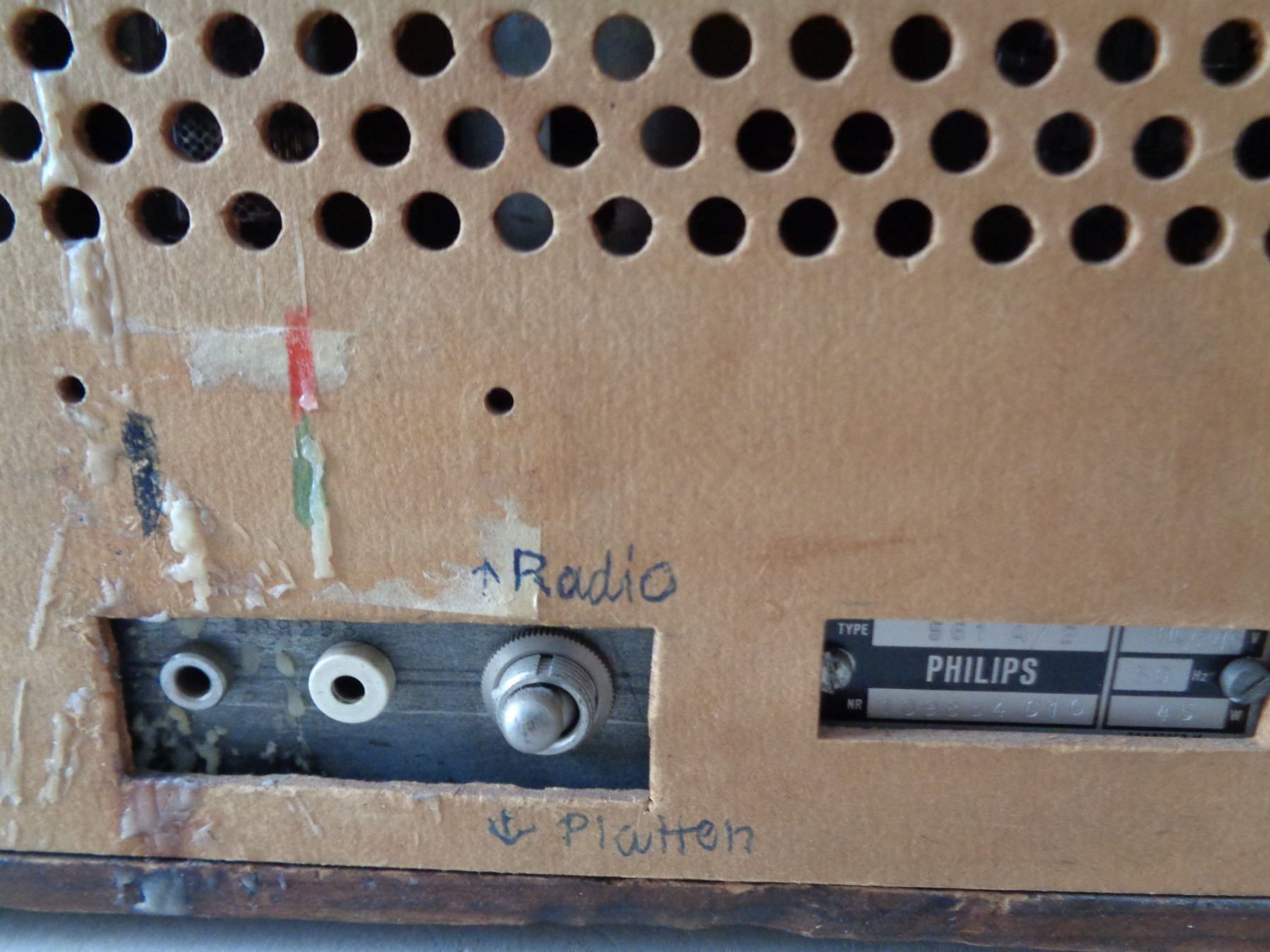 Philips Radios: Alter Philips Röhrenradio 561 A2 ca.1945 – Gebraucht aus Chur von omonia 5