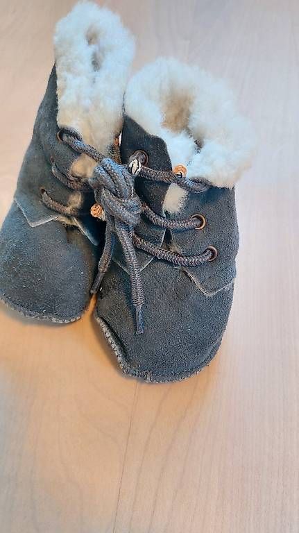 Scarpe per ragazzi: Leder Winterschuhe – Usato da Wohlenschwil venduto da fabulous86 1