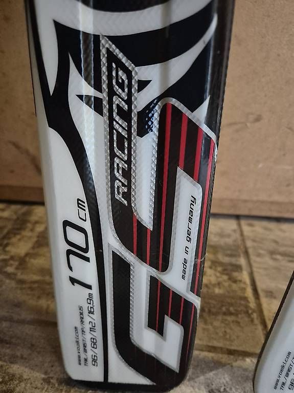 Völkl Skis: Ski Völkl Racetiger – Gebraucht aus Gommiswald von Sottotone 2