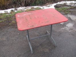 BES Sissach Blechtisch Gartentisch 70x100cm, OK