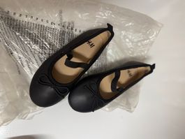 H&M New black ballerina