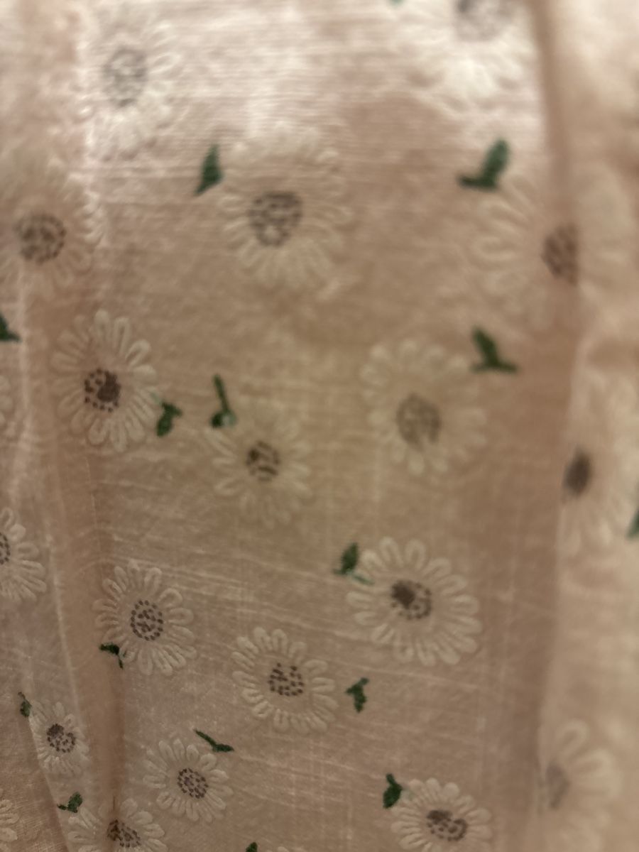 Top: V.CODE rose avec fleurs S – Usato da Arbaz venduto da nin_zqc6 2