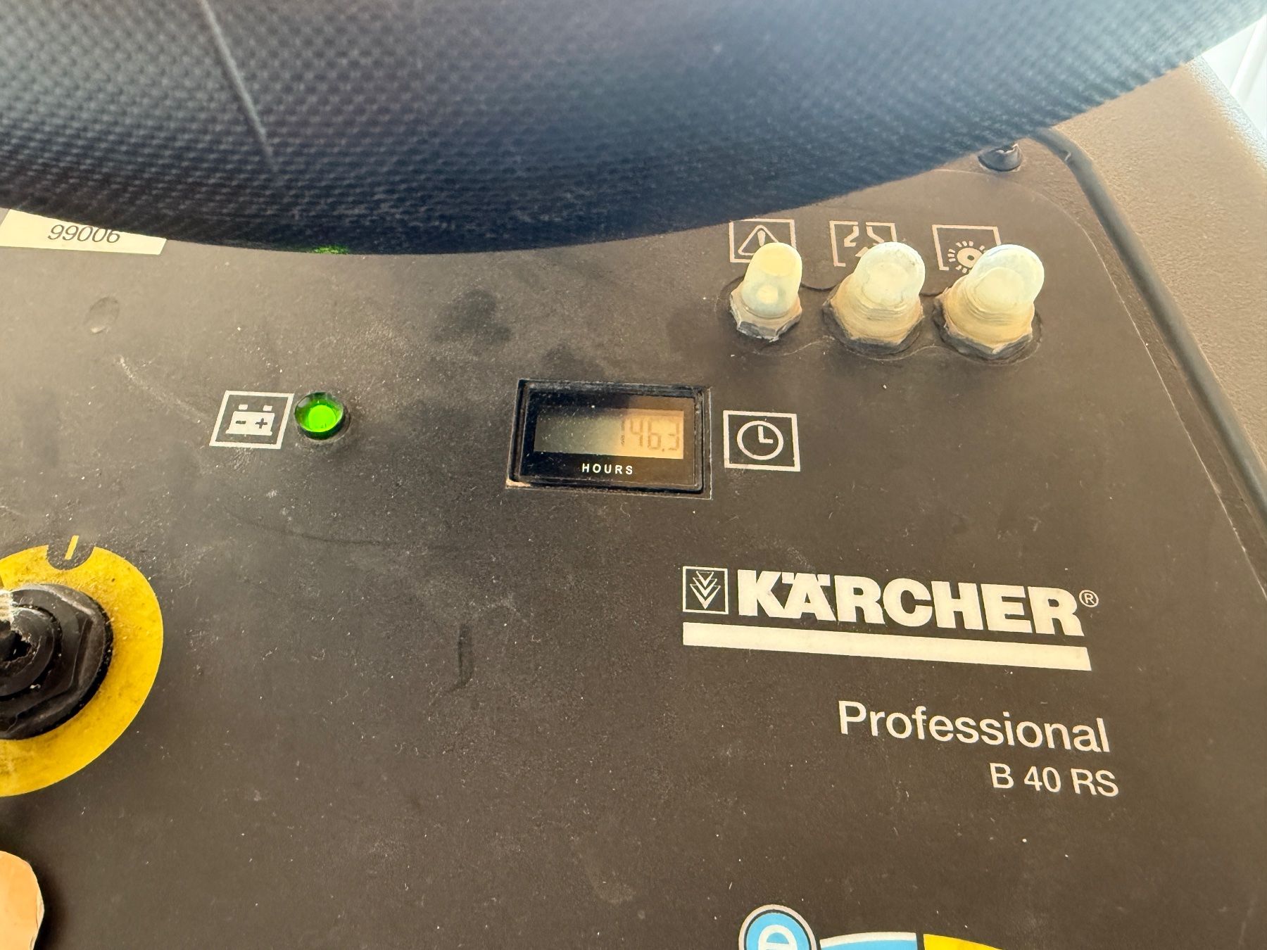 Kärcher Tutte le macchine: Kärcher Professional B 40 RS Step-on Scheuersaugmaschine – Usato da Aesch BL venduto da inf_97xr 6