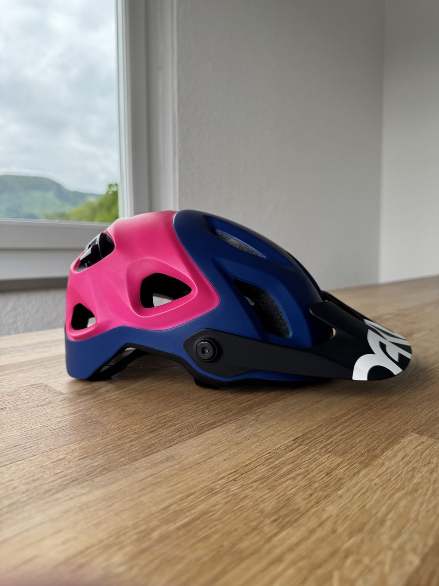 Caschi: Oakley Drt 5 Helm Grösse S – Nuovo (secondo la descrizione) da Oensingen venduto da kev_pg87 1