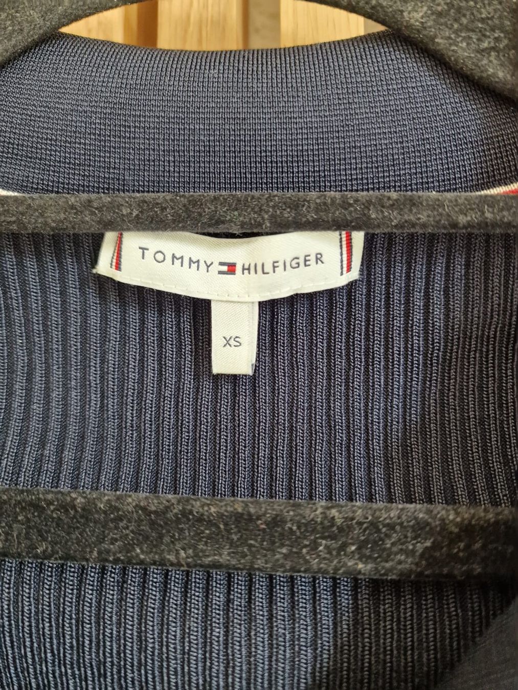 Tommy Hilfiger T-shirt: Tommy Hilfiger Shirt XS – Usato da Seftigen venduto da G00 1