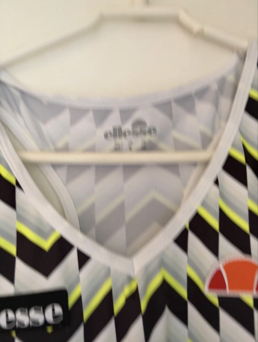 Ellesse Top: Ellesse Top  – Usato da Basel venduto da Brunner.T 1