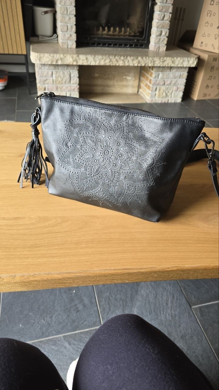 Desigual Sacs: Sac à main Desigual – D'occasion à Flanthey par North_altitude