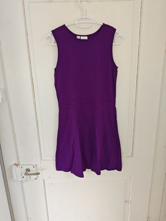 Kleid Gr 146/152