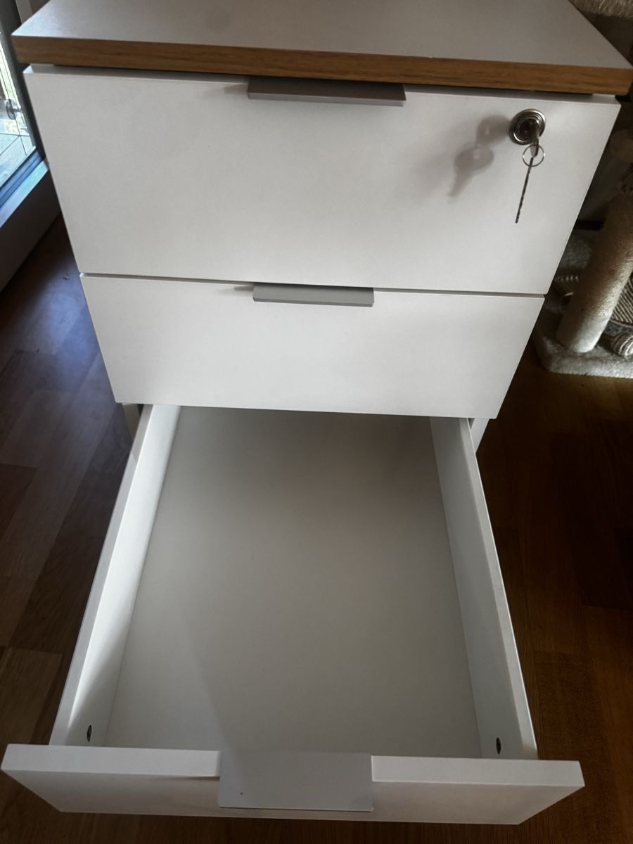Pfister Banconi: Rollcontainer Ufficio 3 Schubladen weiss Buche Möbel Pfister – Usato da Niederwangen BE venduto da Luxury.Second.Life 3