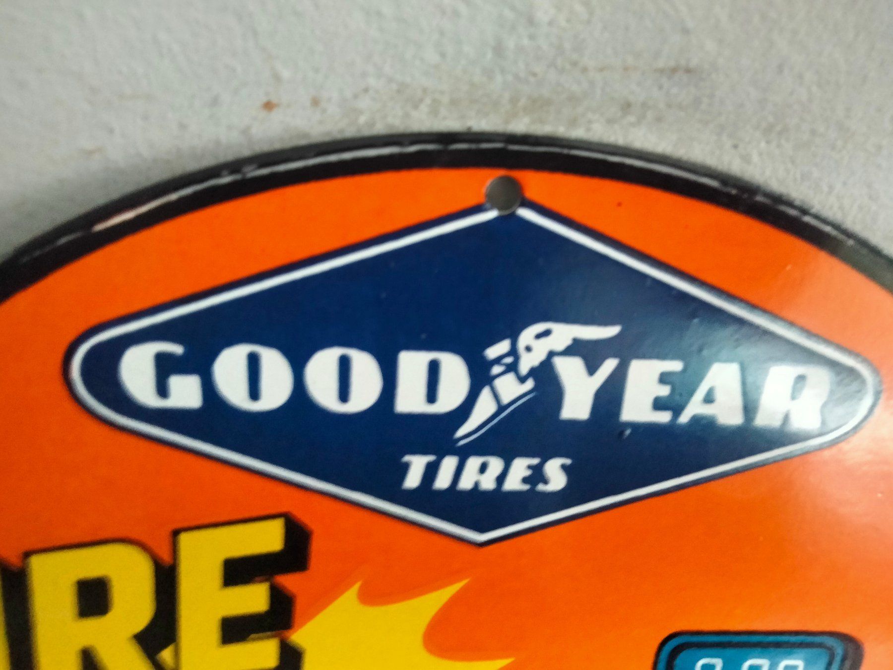 Goodyear Insegne: Werbeschild Emaille Good Year  / Rund 30cm – Usato da Wallenwil venduto da Md111 3