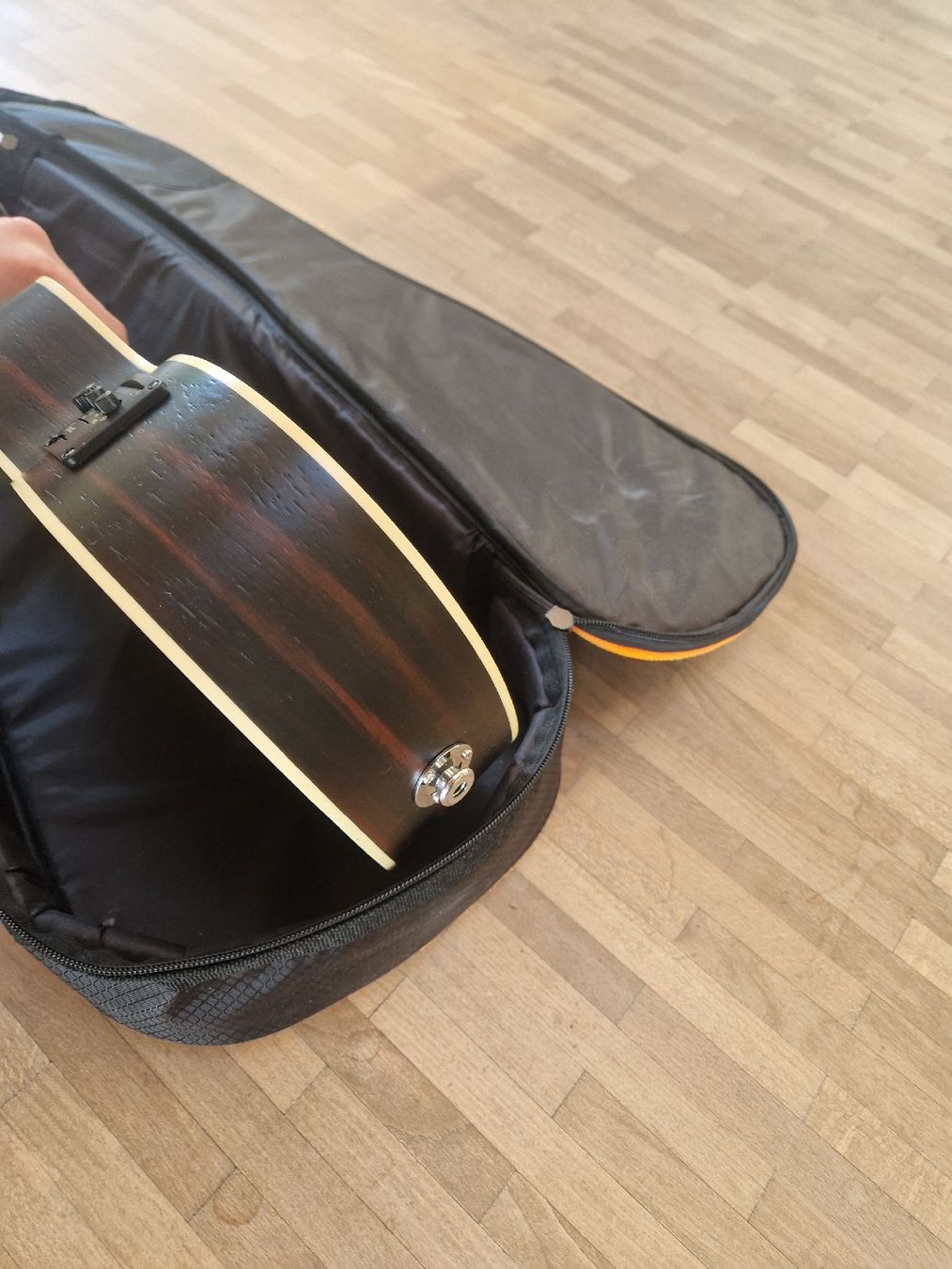 Ibanez Musikinstrumente: Ibanez Ukulele inklusive Tasche – Neu (gemäss Beschreibung) aus Wetzikon ZH von leo_vhb6 2