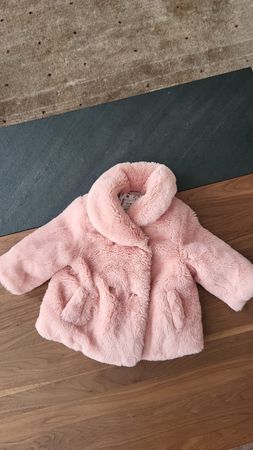 Manteau d'hiver rose en fourrure - Taille 68!