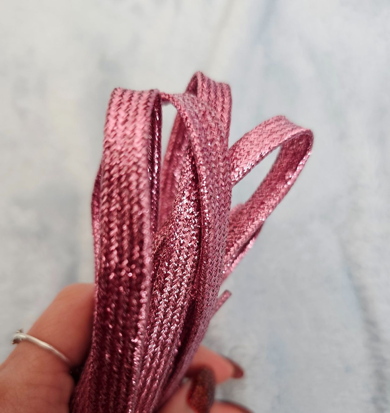 Dekobänder: Neu! Glitzer Metallic Schuhbändel 110cm – Neu und originalverpackt aus Füllinsdorf von Sunnebliemli7 1