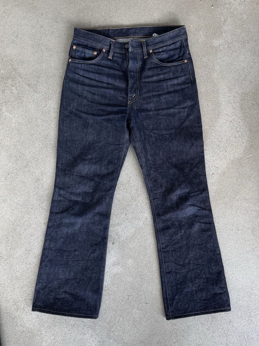 Jeans: Bootcut Selvedge Denim Sugarcane – Usato da Zürich venduto da entspandii