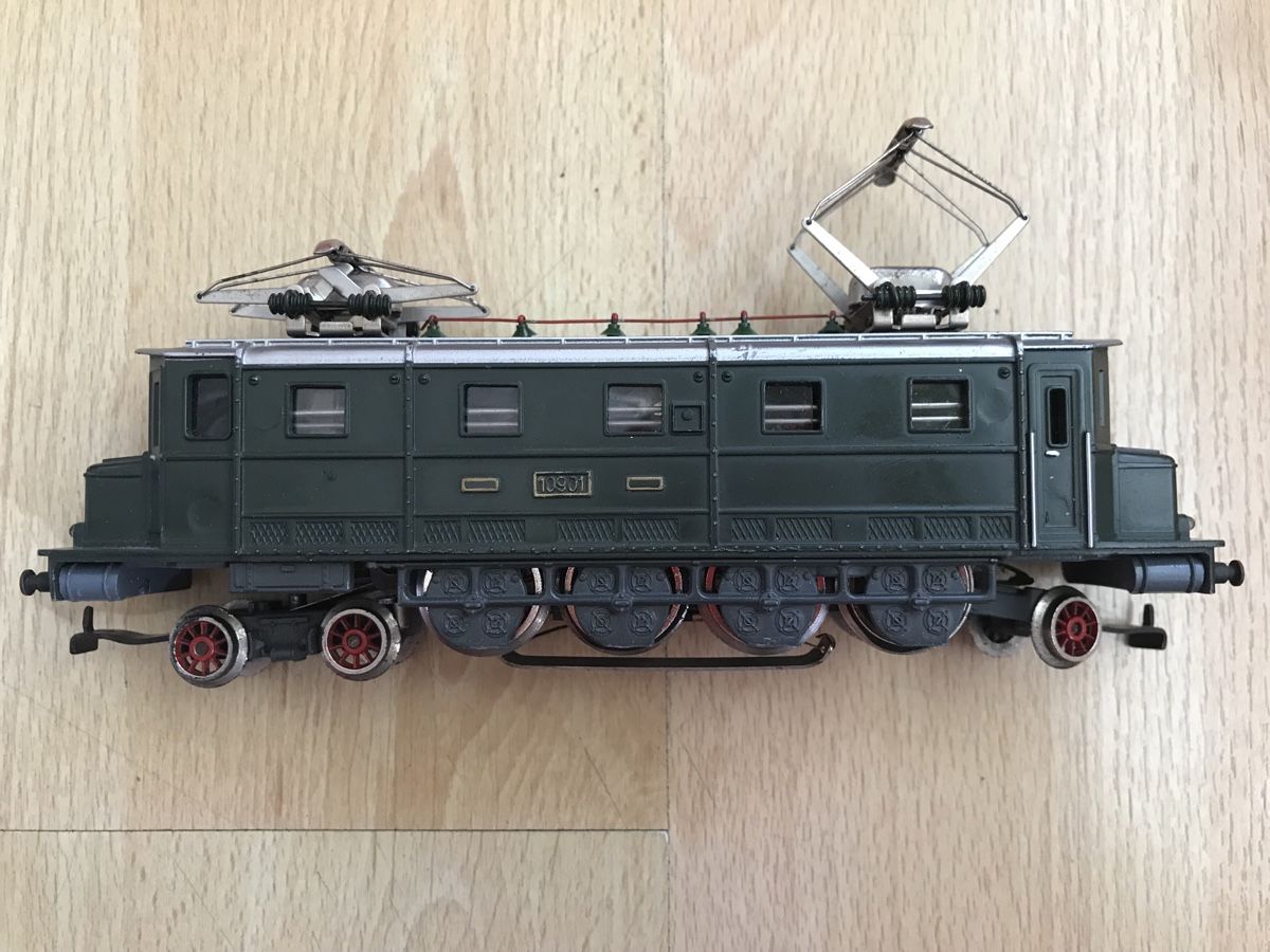 Hag Modelleisenbahnen: HAG Ae 4/7 SBB, erste Version in OVP  – Gebraucht aus Zürich von Kiron 2
