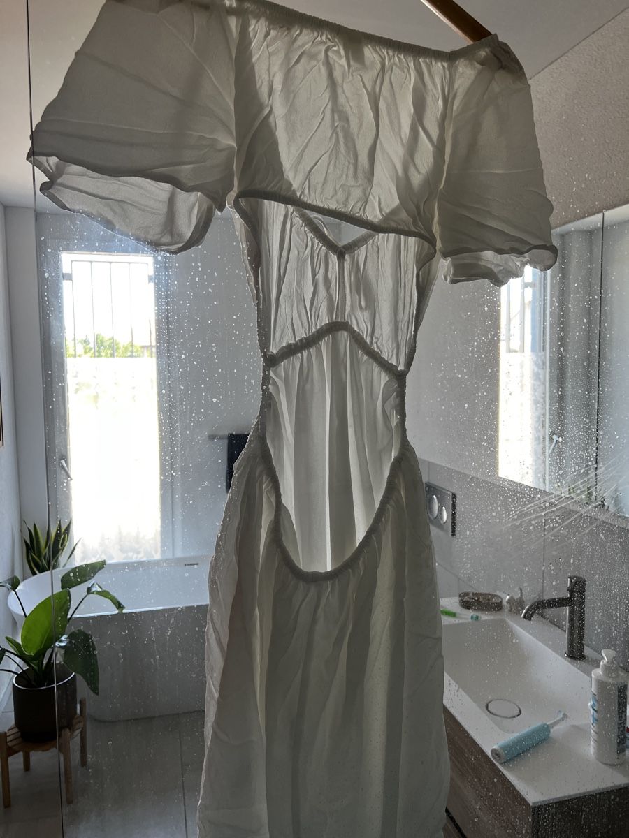 H&M Vestiti: Schwangerschaft open back dress white M – Usato da Schafisheim venduto da RubyWalter 2