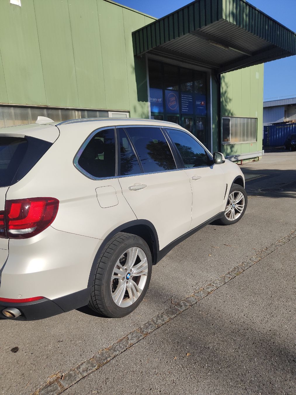 BMW Automobili: BMW X5 2.0 Diesel – Usato da Zürich venduto da ajt_bk2h 3