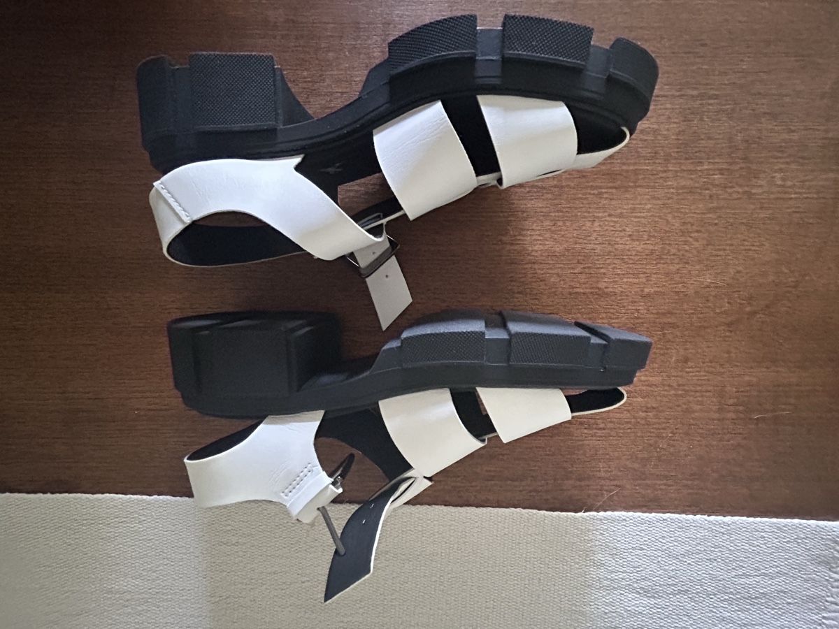 Scarpe da donna: Chaussures vegan Novacas 38 – Nuovo (secondo la descrizione) da Genève venduto da Pogopo 4