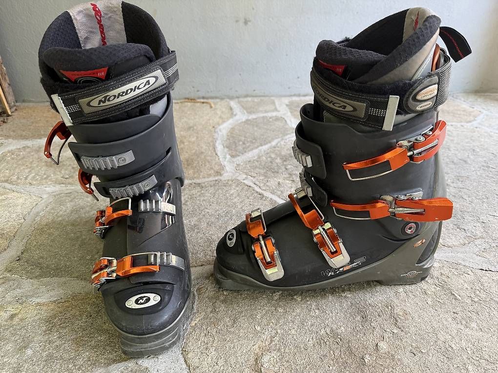 Scarpe da uomo: Scarponi uomo – Usato da Lostallo venduto da Berenike