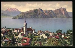 Vitznau, Ortsansicht mit Wasser- und Ber