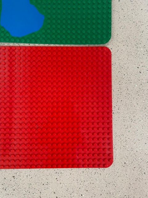 Lego Baukästen: Lego Duplo 2 Grundplatten – Gebraucht aus Zürich von LodgE-21 2