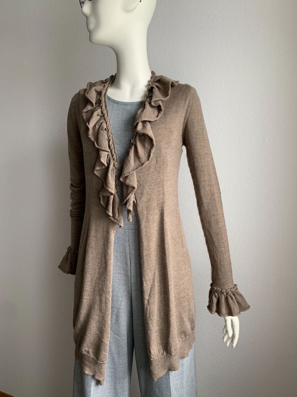 Giacche: Gothainprimis Strickjacke – Nuovo (secondo la descrizione) da Winterthur venduto da 11.11 1