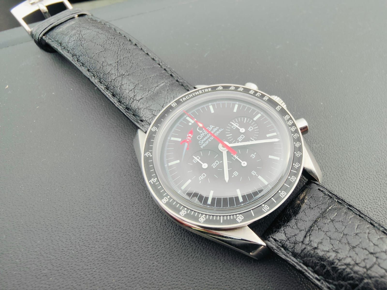 Omega Uhren: OMEGA SPEEDMASTER  – Neu (gemäss Beschreibung) aus Tuggen von  3
