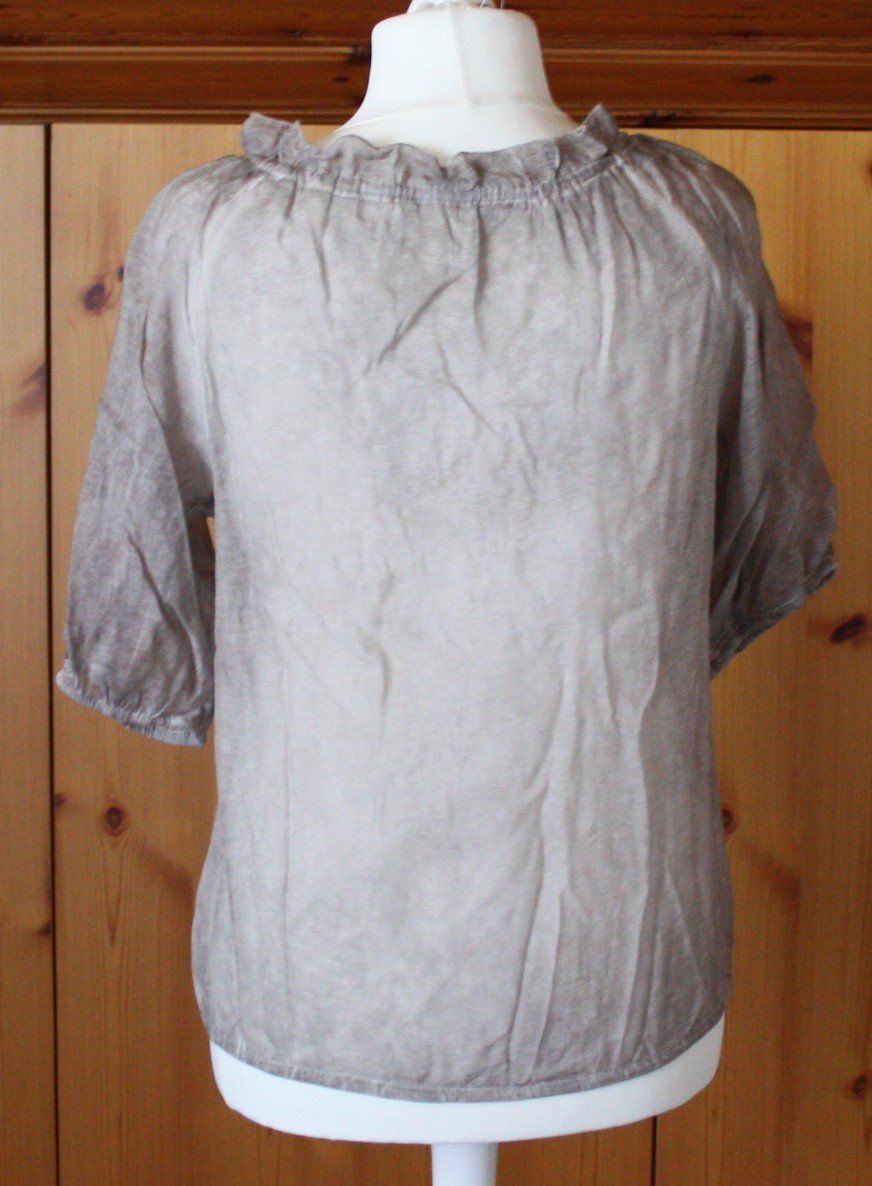 Camicette: Kurzarm Bluse hellbraun Gr. M – Usato da Flüelen venduto da Diversicum-Textil 4