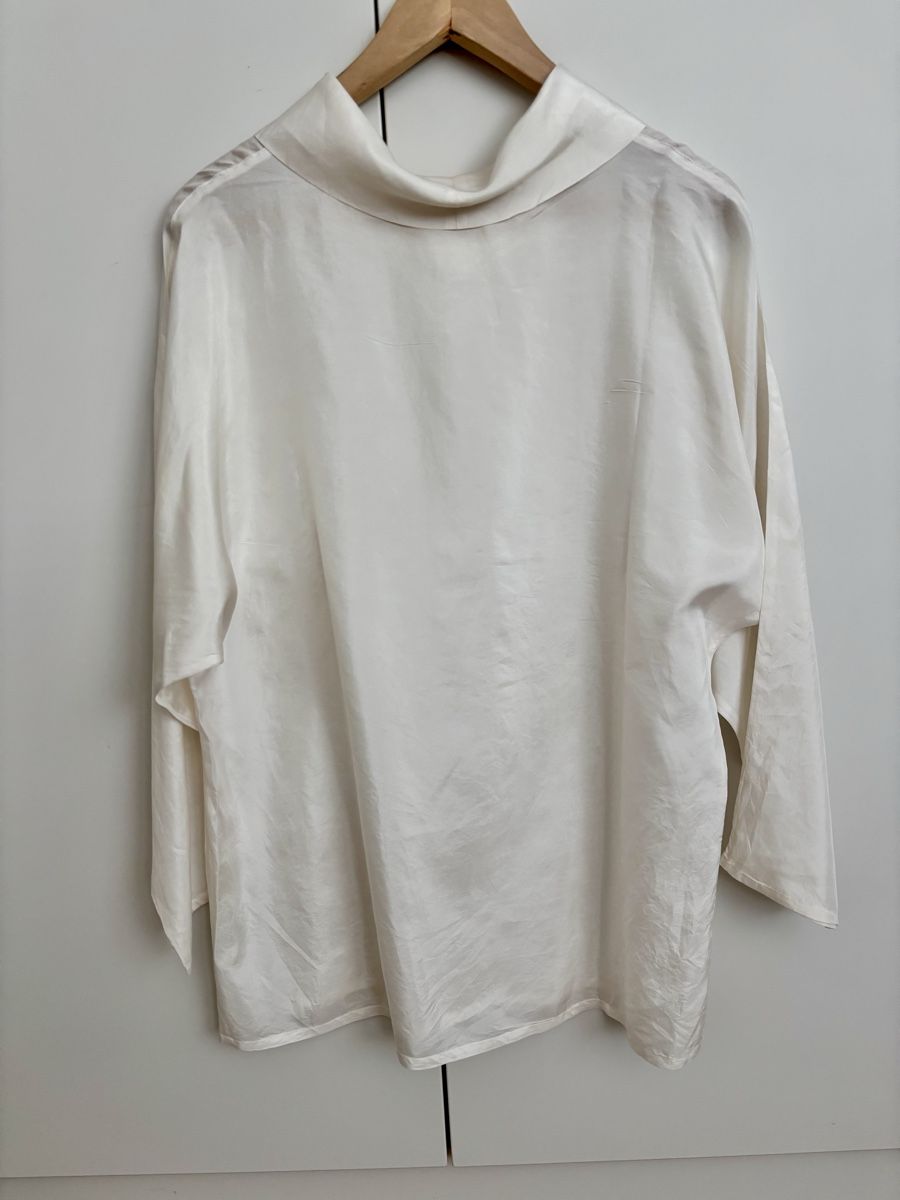 Blusen: Seidenbluse - Gr. M - Super Zustand. – Gebraucht aus Thun von Ajenjo