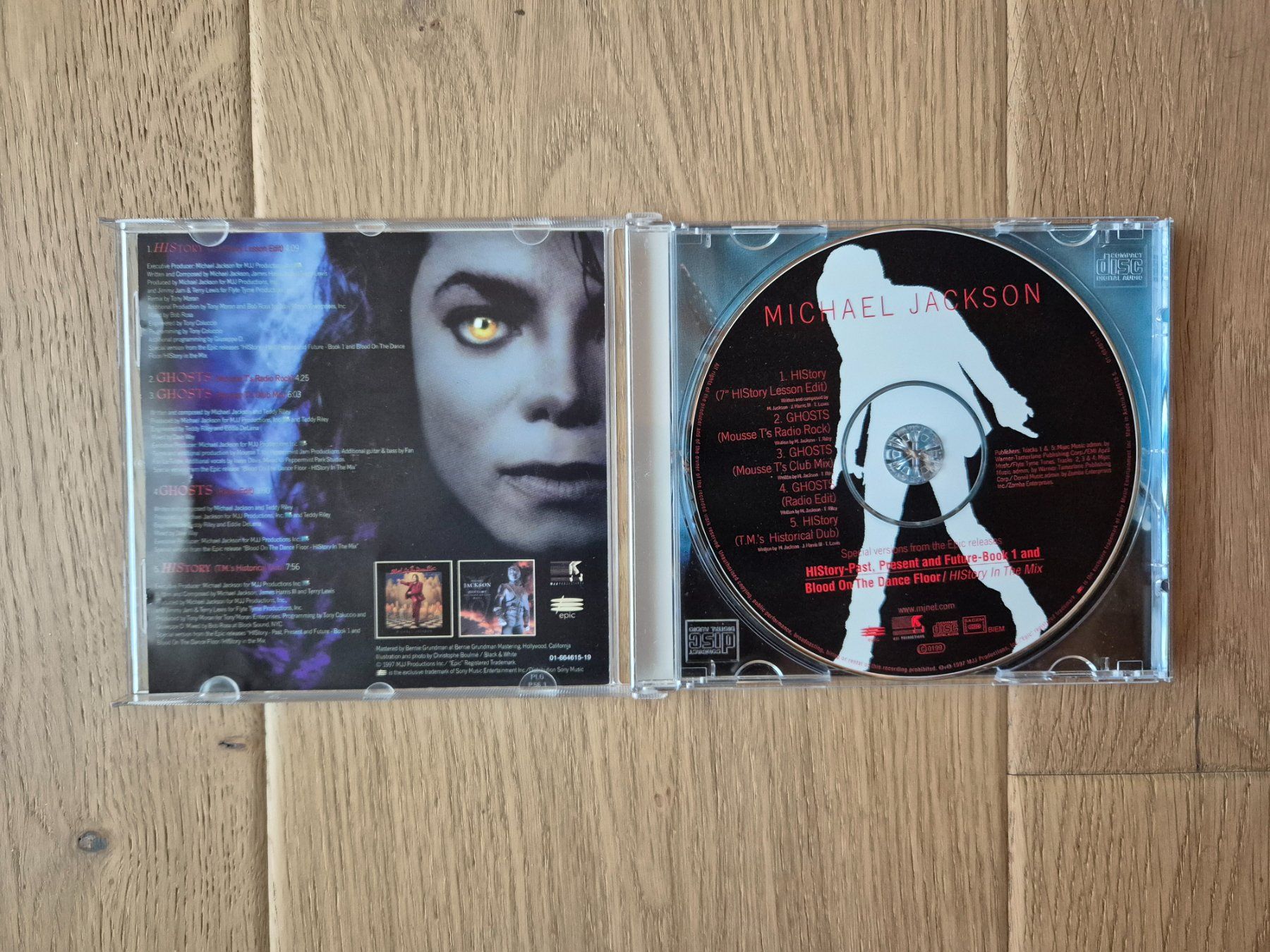 CD: Michael Jackson - HIStory/Ghosts CD de REMIX ! – Usato da Savièse venduto da coeur88 1