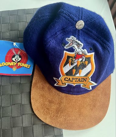 Vintage 90s Looney Tunes Cap – Bugs Bunny Soccer Stars