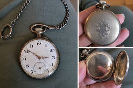  Alte Taschenuhr mit Kette