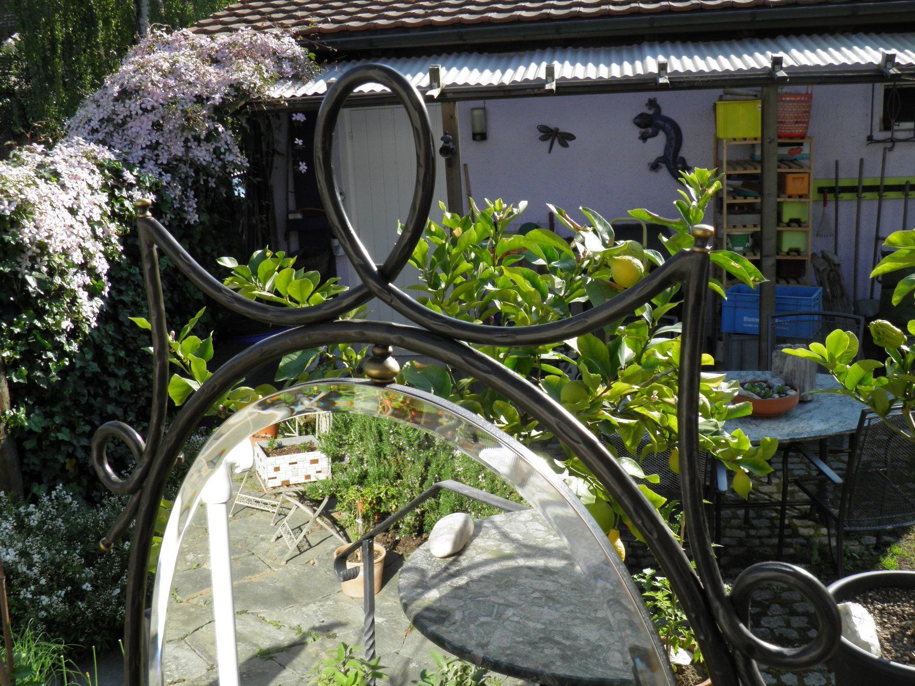 Specchi: Wandspiegel mit Metallrahmen – Usato da Wettingen venduto da Marsoleum 2