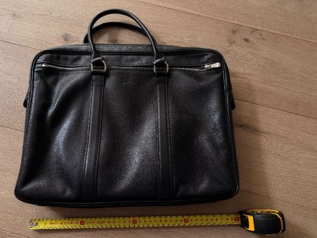 Longchamp Tasche aus schwarzem Leder