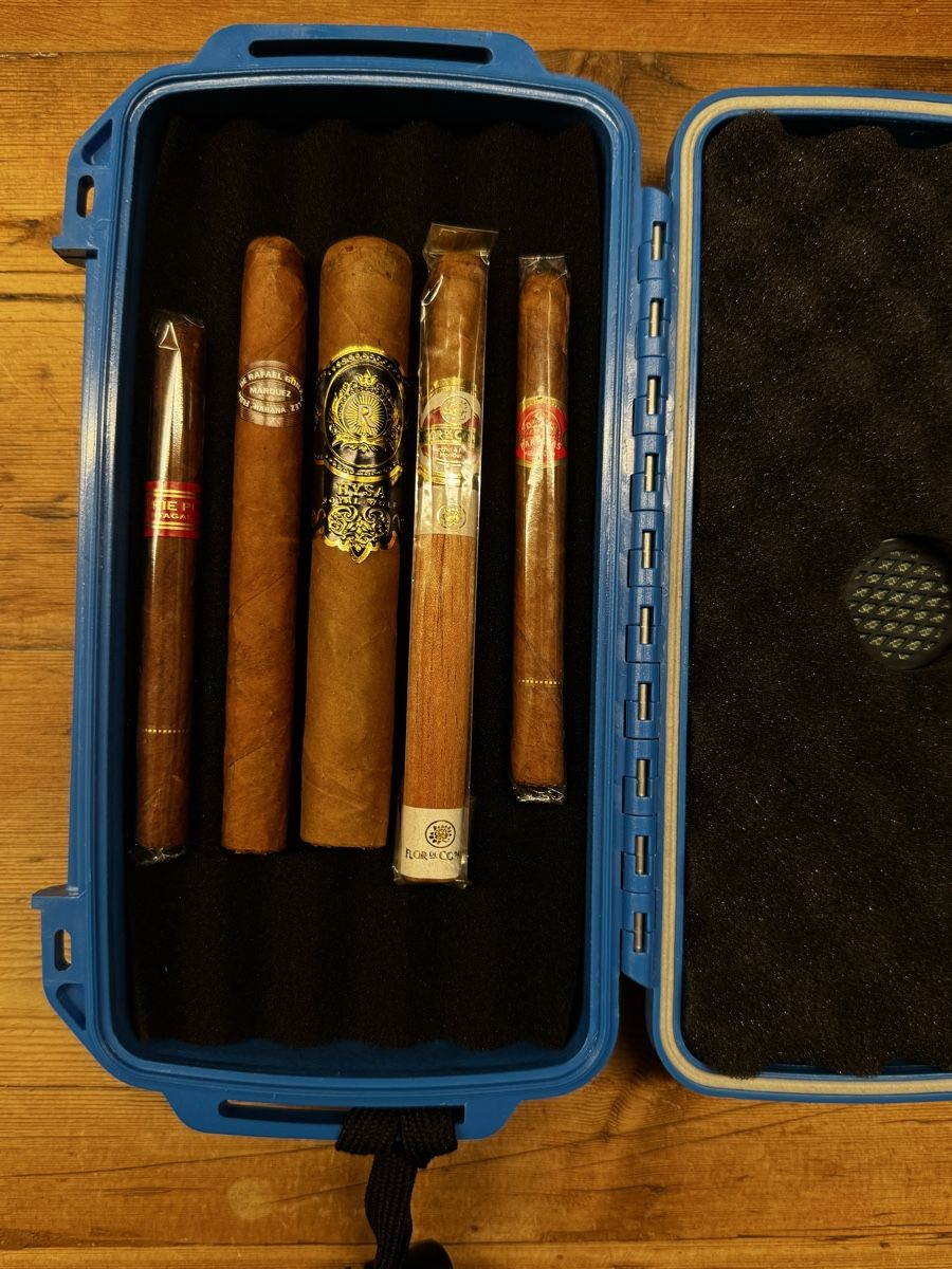 Sigari: Cigars & Reishumidor wasserfest – Nuovo (secondo la descrizione) da Seuzach venduto da Wolf936 2