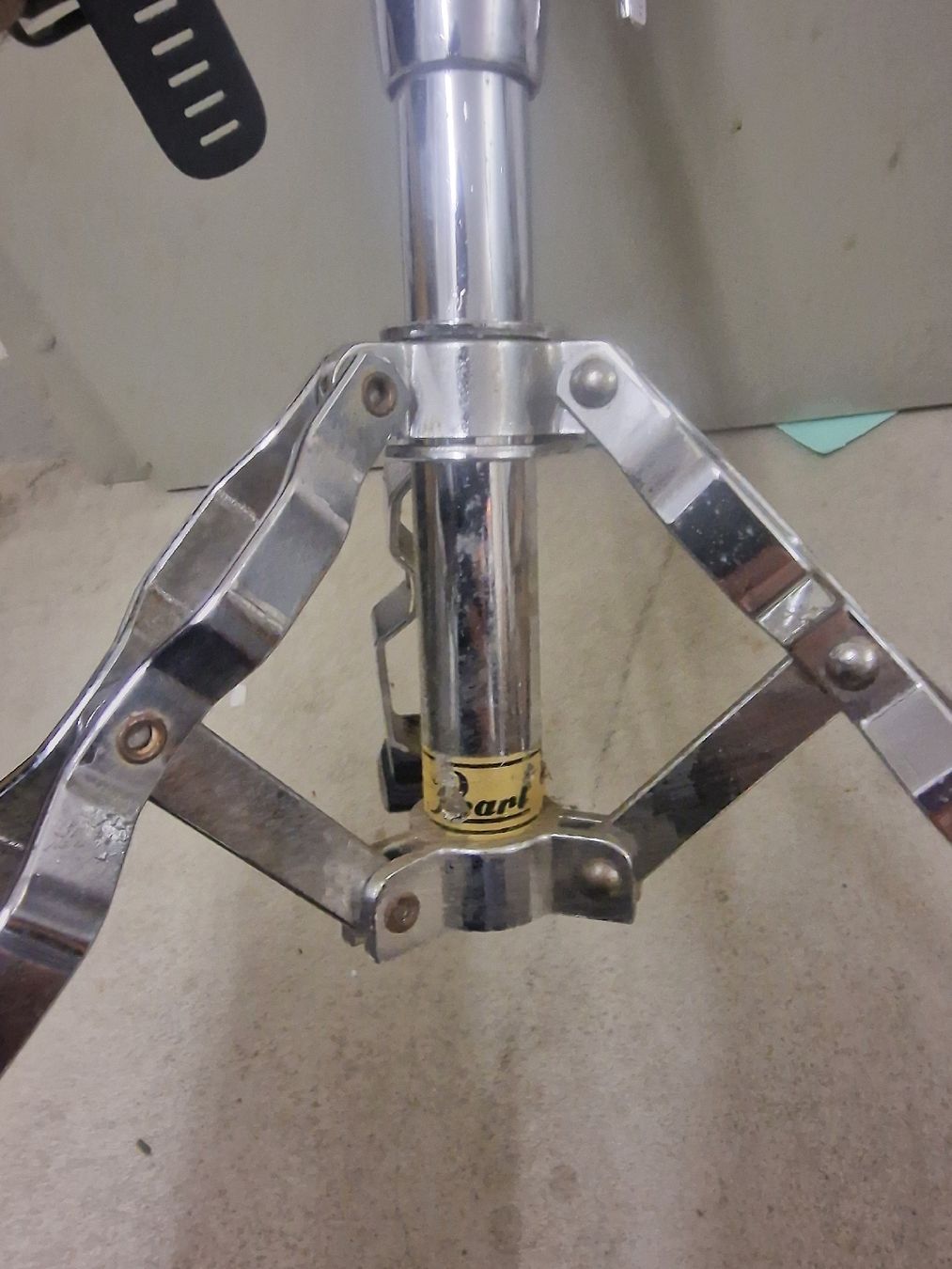 Strumenti musicali: Vintage Pearl Snarestand – Usato da Wasen im Emmental venduto da Eschi666 2