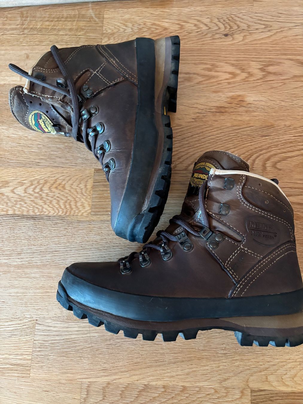 Meindl Chaussures femmes: Meindl Borneo II Wanderschuhe – D'occasion à Thun par annis_needful_things 7