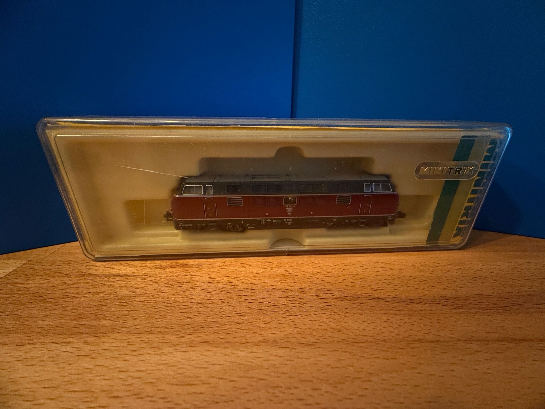 Trix Modellini di ferrovie: Minitrix Diesellok 221 (V200) – Usato da Diemtigen venduto da Mpsj4 2