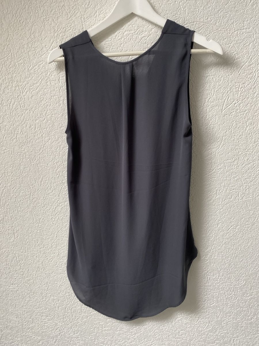 Top: Dunkelgraues Blusentop /Long Top ca  Gr.L – Usato da Homberg b. Thun venduto da Homata 1