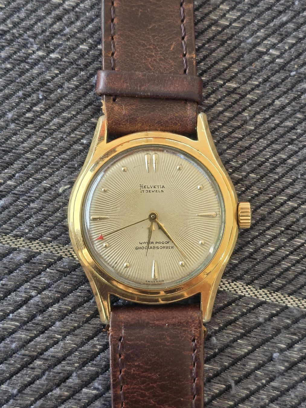 Orologi: Helvetia Handaufzug – Usato da Spreitenbach venduto da Je_3011