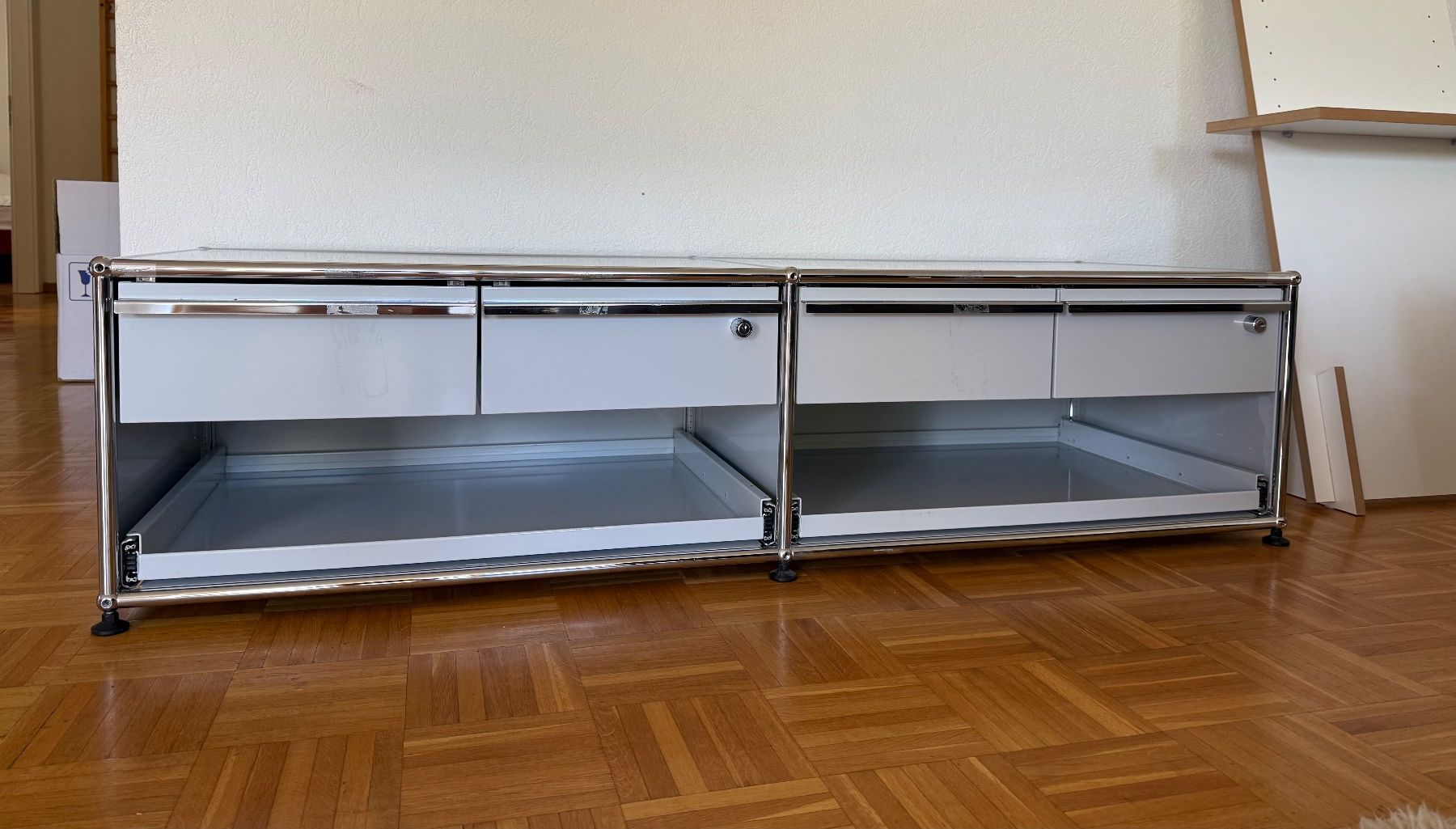 USM Étagères: USM Haller sideboard with drawers – Neuf (Voir description) à st prex par magdalenaonline